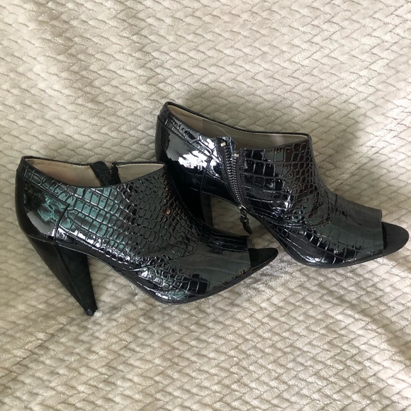 Shoes size 71/2 - Picture 5 of 5